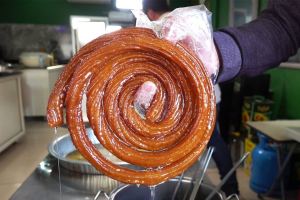 طرز تهیه بامیه ترکی ترد و خوشمزه با شهد سریع