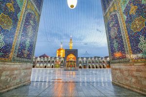 ۷ مورد از جاهای دیدنی حرم امام رضا که ساده از کنارشان می‌گذرید.