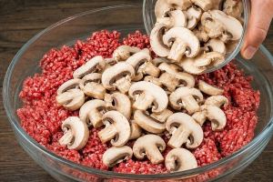 آموزش ۲ برابر کردن گوشت چخکرده با مواد ساده در چند دقیقه