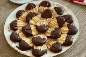 طرز تهیه شیرینی چنگالی ساده و سریع و کم خرج بدون فر