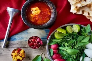 طرز تهیه آبگوشت لپه با لیمو عمانی (طعم بی نظیر و ساده)