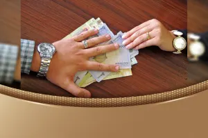 نفقه چیست و چه کسانی می توانند نفقه دریافت کنند؟ راهنمای کامل شرایط و میزان
