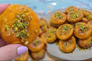 دستور پخت یک شیرینی خوشمزه بدون فر و دردسر با ۵ تا قاشق آرد