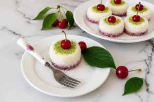 طرز تهیه دسر فوری تابستانی بدون خامه و ژلاتین!ساده فقط با چند قلم مواد!