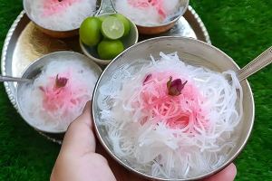 طرز تهیه فالوده شیرازی بدون رشته آماده؛ مثل بازاری