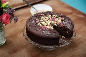 به راحتی کیک لبو قابلمه ای درست کن!