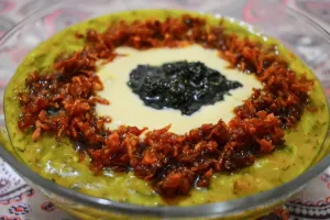 آش ترخینه اراکی: طرز تهیه غذایی مقوی و سنتی