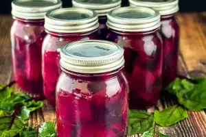 طرز تهیه ترشی لبو فوری با سبزیجات معطر