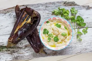 طرز تهیه دیپ بادمجان خامه ای پیش غذایی مجلسی