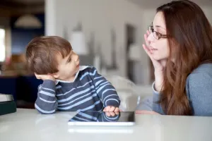 ۱۲ راهکار موثر برای آموزش رفتار صحیح به کودکان