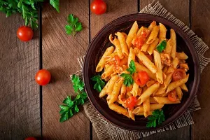 لیست غذا با ماکارونی : 50 مدل غذای خوشمزه با پاستا و ماکارونی !
