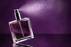 راهنمای کامل نت های گرم در عطر / انواع نت های گرم و معرفی بهترین برندها