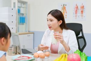 بهترین منابع پروتئین برای کودکان + برنامه غذایی سرشار از پروتئین برای کودکان بدغذا