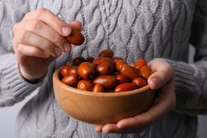 خواص عناب برای لاغری و کاهش وزن | آیا عناب واقعاً لاغر می کند؟