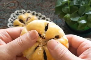 طرز تهیه کلوچه خرمایی خانگی با کمترین مواد