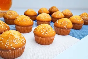 طرز تهیه کیک یزدی با شیر با پف عالی + کیفیت بالا