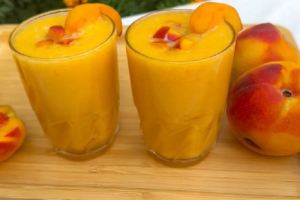 طرز تهیه رانی هلو خانگی؛ نوشیدنی خنک و خوشمزه تابستانی