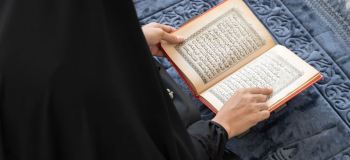 فضیلت اعجاب انگیز تلاوت سوره عادیات؛ برکات و رازهای آیه های سوگند