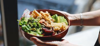 مصرف مواد غذایی مجاز در رژیم ماکرو
