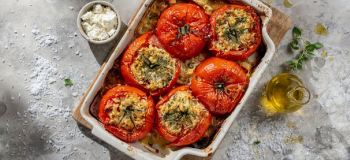 طرز تهیه یمستا: دلمه گوجه فرنگی یونانی خوشمزه ساده و سریع