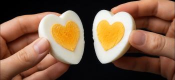 آموزش پخت تخم مرغ آب پز قلبی ایده ای سریع و خلاقانه