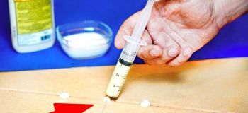 تعمیر کاشی و سرامیک لق شده با چسب بدون کندن و تخریب