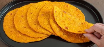 طرز تهیه نان تابه ای بدون نیاز به آرد سفید، شکر و خمیرمایه