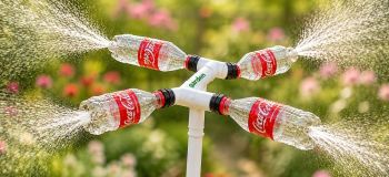 نحوه ساخت آبپاش چرخشی ۳۶۰ درجه با بطری پلاستیکی برای باغ