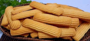 طرز تهیه بیسکویت ۱۰ دقیقه ای فقط با ۱ عدد تخم مرغ