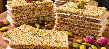 طرز تهیه سوهان کنجدی عسلی مقوی بدون شکر در کمتر از ۲۰ دقیقه