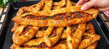 طرز تهیه پیده قایقی غذای اصیل و خوشمزه ترکی