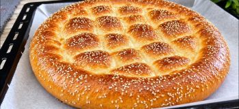 طرز تهیه نان صبحانه با شیر، کره و کنجد در فر