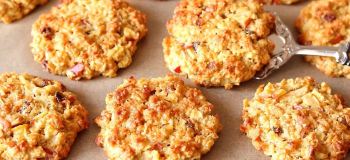 طرز تهیه شیرینی های نرم و رژیمی فقط با ۱ عدد سیب