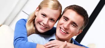 چرا حرف زدن درباره رابطه زناشویی اینقدر سخت است؟ ۵ راهکار عملی برای گفتگوی آسان تر