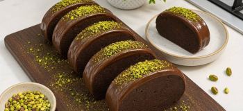 طرز تهیه راحت ترین کیک شکلاتی که بدون پخت و فر آماده میشه