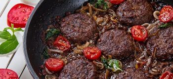 طرز تهیه شامی کَوو غذای خوشمزه لرستانی با طعم ملس رب انار