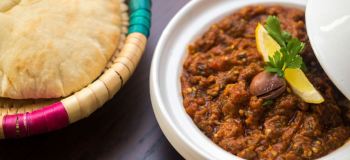 طرز تهیه میرزا قاسمی به روش شمالی؛ راز عطر دودی بادمجان