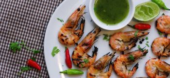 طرز تهیه میگو کبابی خوشمزه با سس مخصوص