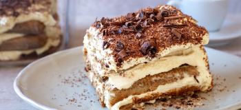 طرز تهیه تیرامیسو ایتالیایی با طعم بی نظیر و بافتی خامه ای