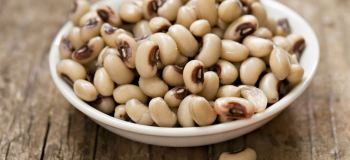 آشنایی با کالری، ارزش غذایی و خواص لوبیا چشم بلبلی