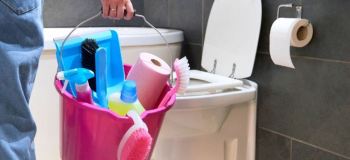 معرفی بهترین جرم گیر توالت فرنگی؛ از قوی ترین مواد شیمیایی تا روش های خانگی