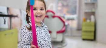 مهم ترین مشکلات دندانپزشکی در کودکان | علل، علائم و راه های پیشگیری
