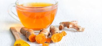 طرز تهیه چای زردچوبه در خانه + خواص و نکات مصرف