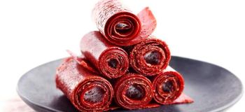کالری لواشک زرشک چقدر است؟ + جدول کامل ارزش غذایی، خواص و مضرات