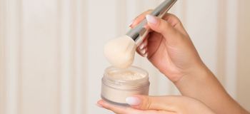 راهنمای کامل انواع تثبیت کننده آرایش و نحوه استفاده از آن ها