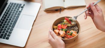 سالم ترین ناهار برای محل کار؛ نکات ایمنی و راهنمای نگهداری غذا