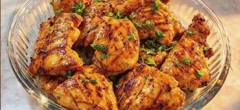 طرز تهیه فیله مرغ تابه ای نرم و آبدار با طعم کبابی