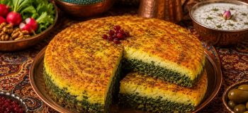 طرز تهیه کوکو دورنگ؛ ترکیب طلایی کوکو سیب زمینی و کوکو سبزی با ظاهری شیک و طعمی بی نظیر