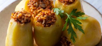 طرز تهیه دلمه سیب زمینی خوشمزه و مجلسی؛ یک غذای متفاوت و وسوسه انگیز