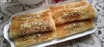 طرز تهیه رشته خشکار خوش طعم و اصیل گیلان؛ شیرینی ترد و خوش عطر شمالی برای عصرانه